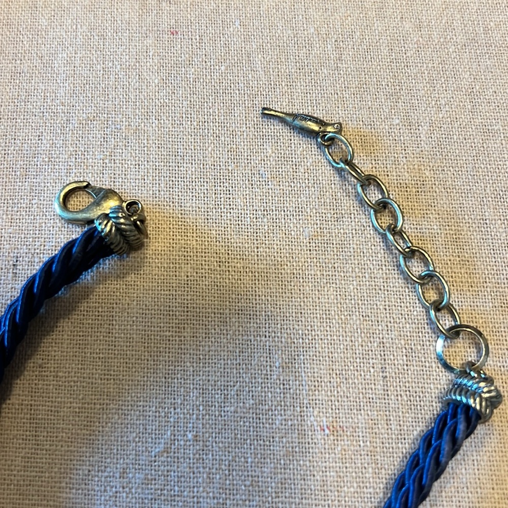 Chloe + Isabel statement necklace - Picture 3 of 3